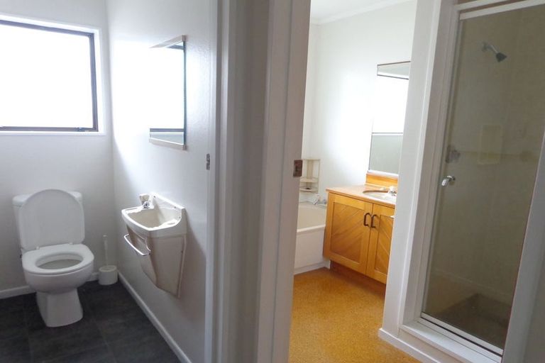 Photo of property in 205 Fitzherbert Avenue, West End, Palmerston North, 4410