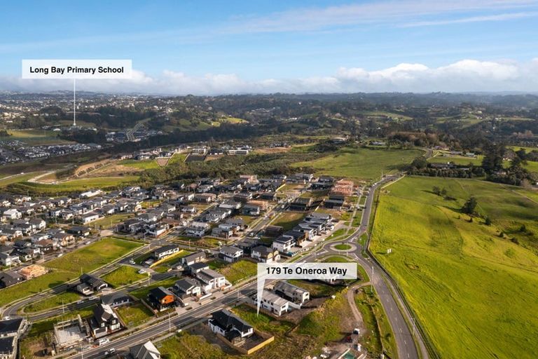 Photo of property in 179 Te Oneroa Way, Long Bay, Auckland, 0630