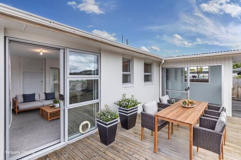 Photo of property in 17 Marshland Road, Shirley, Christchurch, 8061