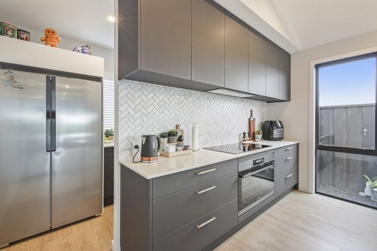 Photo of property in 18 Ellmers Street, Woodend, 7691