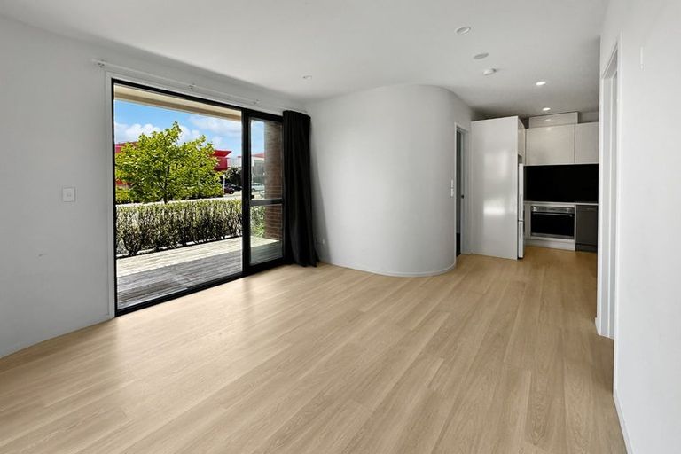 Photo of property in 3/81g Mapou Road, Hobsonville, Auckland, 0616