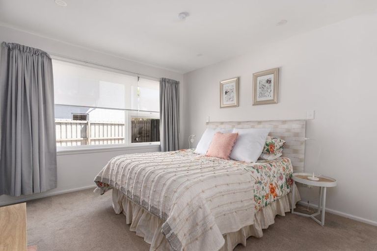 Photo of property in 4 Wadeley Road, Ilam, Christchurch, 8041