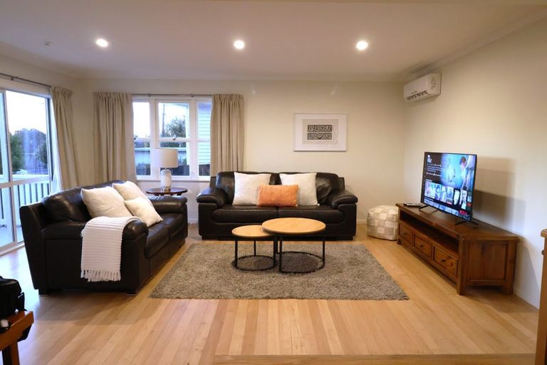 Photo of property in 133 Wallace Road, Mangere Bridge, Auckland, 2022