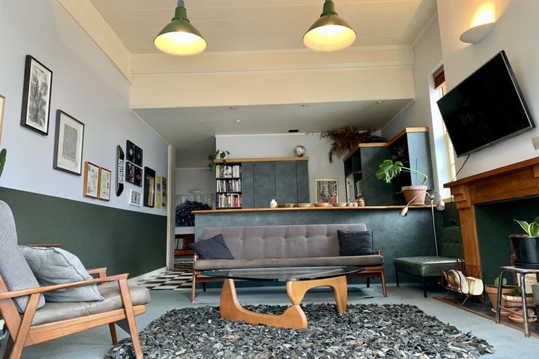 Photo of property in 37u1 Majoribanks Street, Mount Victoria, Wellington, 6011