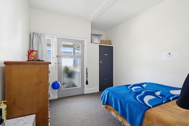 Photo of property in 12 Lyndhurst Street, Takaro, Palmerston North, 4412
