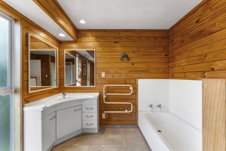 Photo of property in 61 Hinekura Avenue, Taupo, 3330