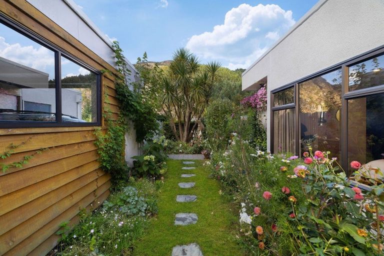 Photo of property in 6b Kiely Lane, Queenstown, 9300