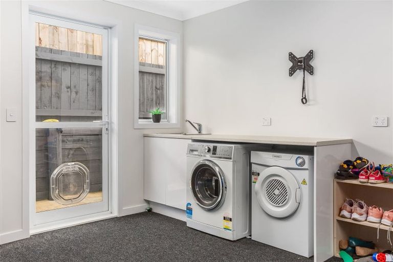 Photo of property in 16 Schooner Drive, Whitby, Porirua, 5024