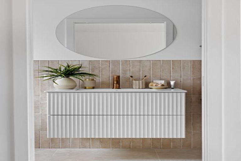 Photo of property in 15a Hamurana Place, Te Atatu Peninsula, Auckland, 0610