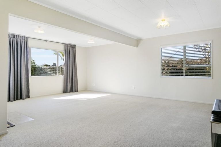 Photo of property in 23 Kiddle Drive, Hilltop, Taupo, 3330