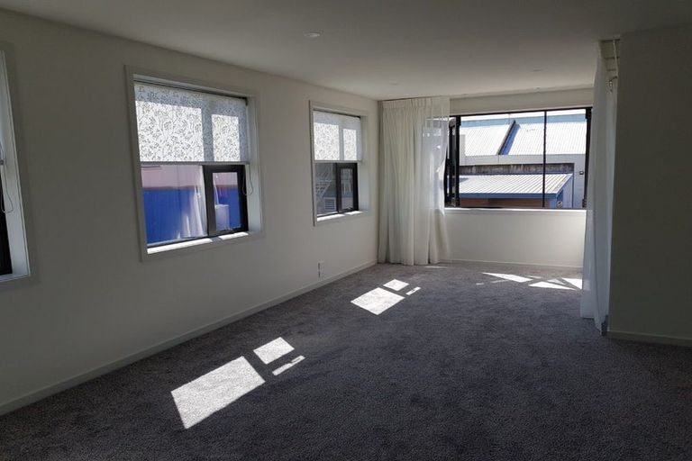 Photo of property in 2/8 New Street, Nelson, 7010