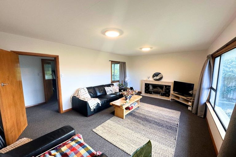 Photo of property in 7 Larch Place, Casebrook, Christchurch, 8051