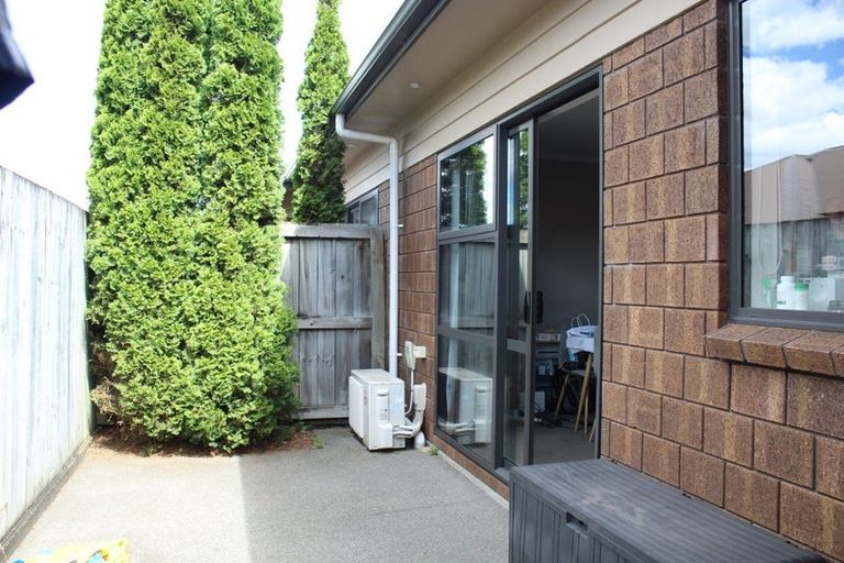 Photo of property in 108u4 Old Farm Road, Hamilton East, Hamilton, 3216