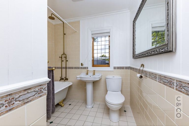 Photo of property in 23 Queen Street, Riverhead, 0820