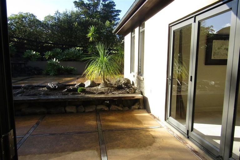 Photo of property in 136 Upper Harbour Drive, Greenhithe, Auckland, 0632