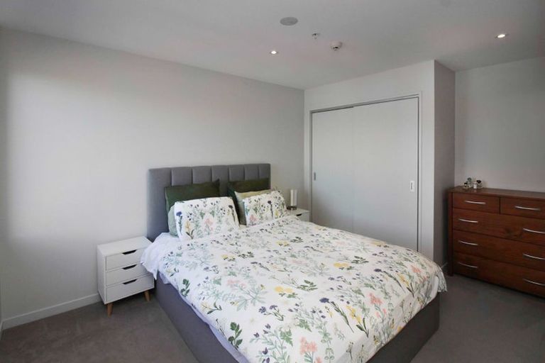 Photo of property in Nouvo Apartments, 5e/21 Rugby Street, Mount Cook, Wellington, 6021