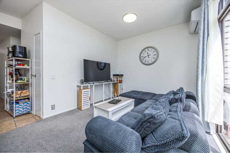 Photo of property in The Grange, 82/92 Bush Road, Albany, Auckland, 0632