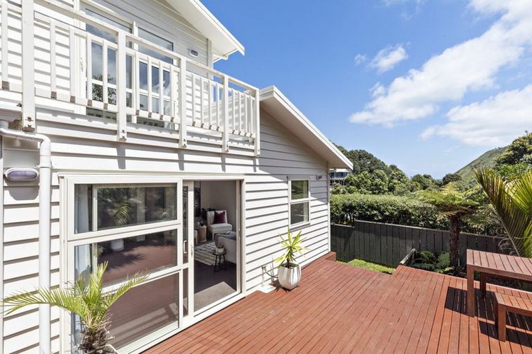 Photo of property in 3a Frobisher Street, Island Bay, Wellington, 6023