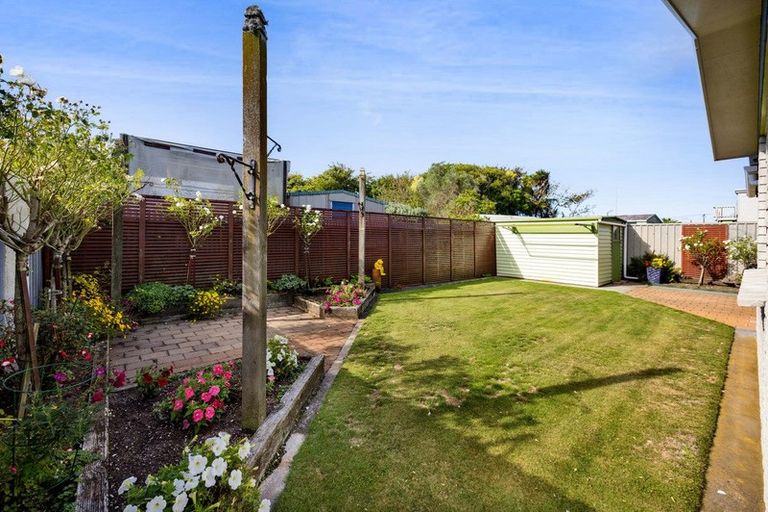 Photo of property in 30 Wellington Street, Hawera, 4610