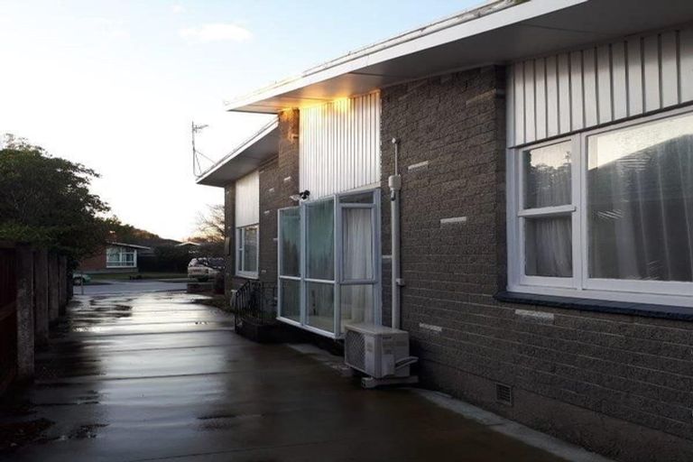 Photo of property in 5 Newbridge Place, Ilam, Christchurch, 8041