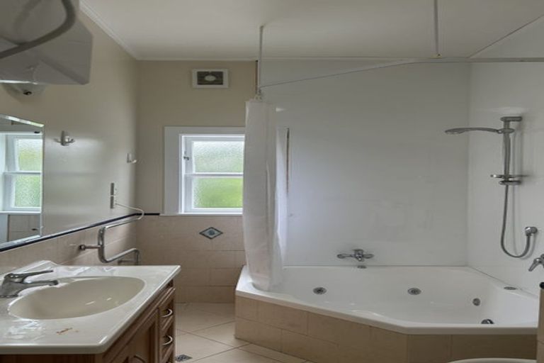 Photo of property in 16a Thompson Street, Mount Cook, Wellington, 6011