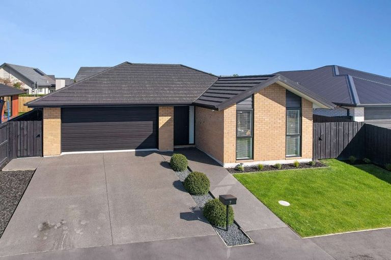 Photo of property in 7 Selfe Crescent, Burwood, Christchurch, 8083