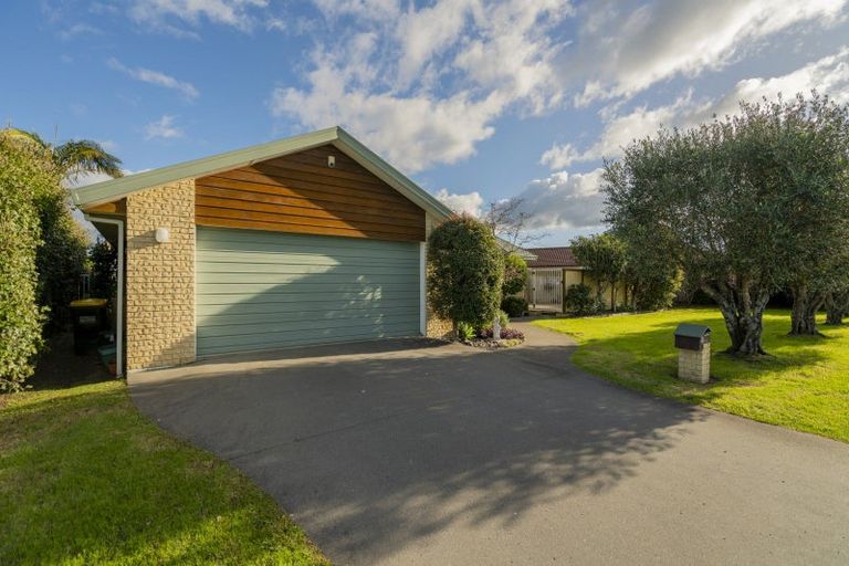 Photo of property in 4 Mayfair Close, Whitianga, 3510