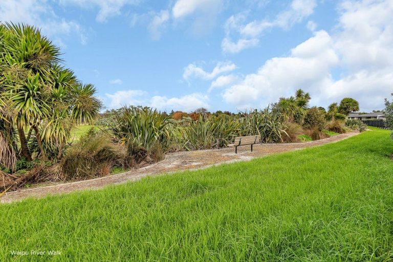 Photo of property in 16 Riverglen Road, Waipu, 0510