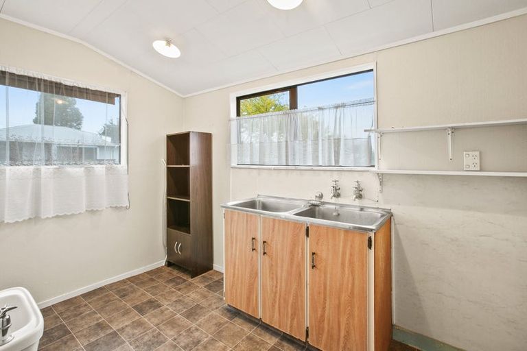 Photo of property in 11 Tasman Street, Vogeltown, New Plymouth, 4310
