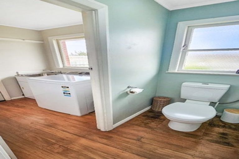Photo of property in 4 Harpham Street, Taradale, Napier, 4112