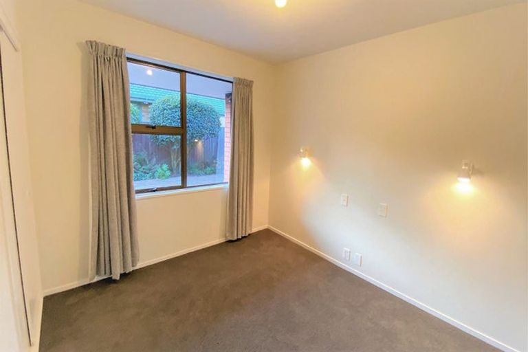 Photo of property in 2 Thorrington Road, Cashmere, Christchurch, 8022
