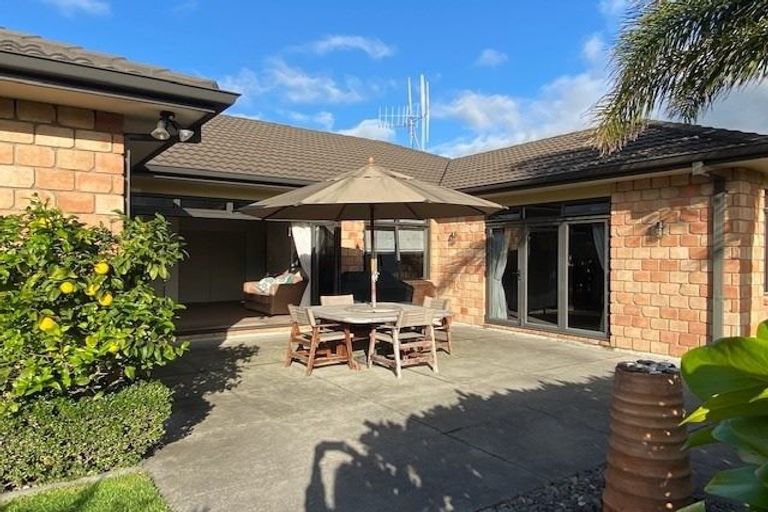 Photo of property in 52 Merriman Place, Pyes Pa, Tauranga, 3112