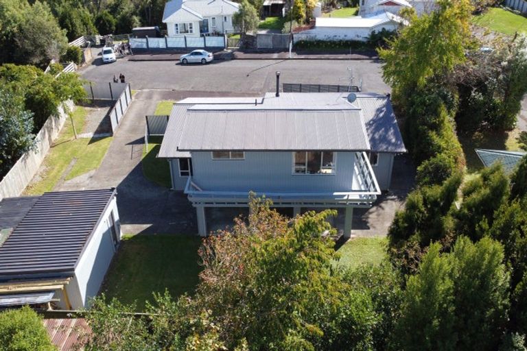 Photo of property in 29 Hunter Street, Dannevirke, 4930
