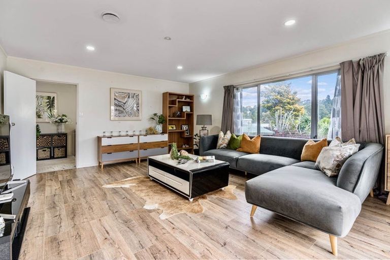 Photo of property in 38 Awaruku Road, Torbay, Auckland, 0630