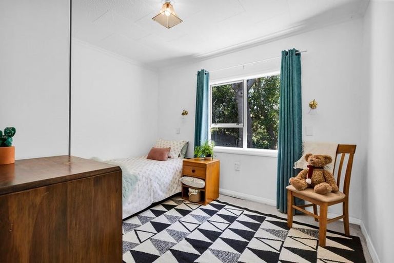 Photo of property in 20 Onaero Beach Road, Onaero, Waitara, 4383