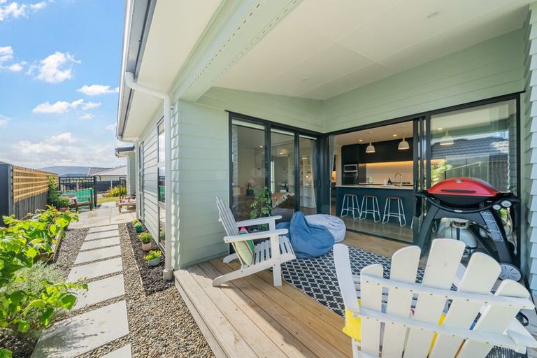 Photo of property in 6 Schooner Drive, Whitby, Porirua, 5024