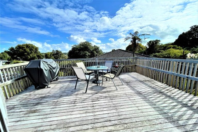 Photo of property in 10 Hewlett Road, Massey, Auckland, 0614