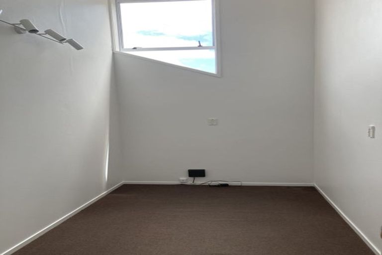 Photo of property in 44 Bedford Street, Northland, Wellington, 6012