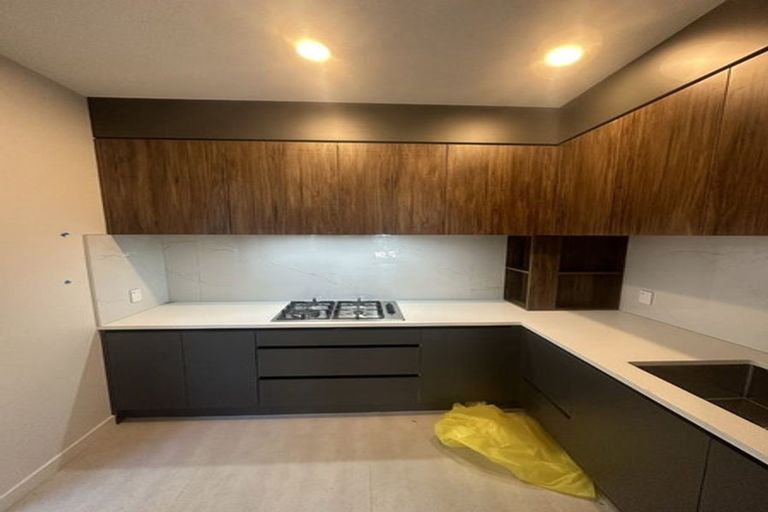 Photo of property in 39a Kuripaka Crescent, The Gardens, Auckland, 2105