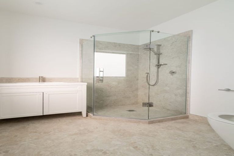 Photo of property in 12 Blanc Road, Silverdale, 0932