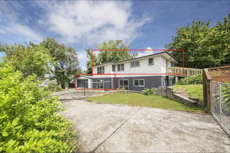 Photo of property in 35 Kemp Road, Massey, Auckland, 0614