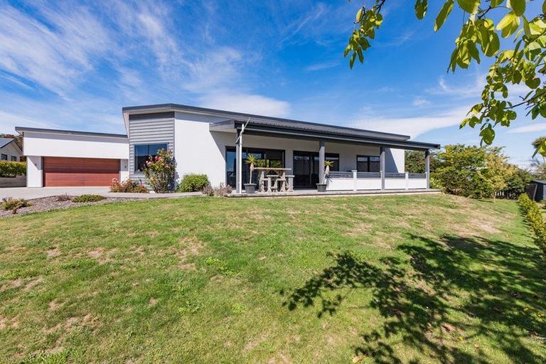 Photo of property in 10 Apatu Place, Waipukurau, 4200