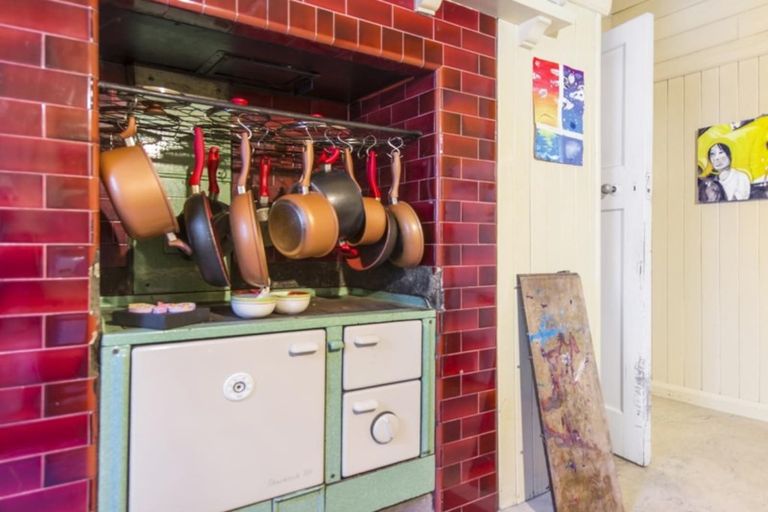 Photo of property in 8 Church Street, Amberley, 7410