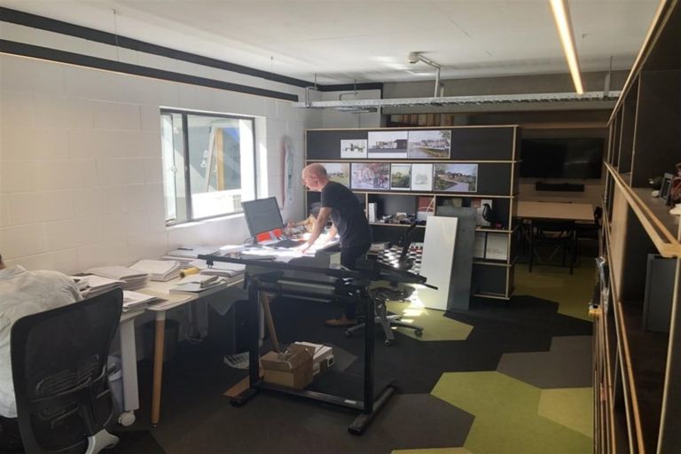 Photo of property in 61a Cambridge Terrace, Papatoetoe, Auckland, 2025