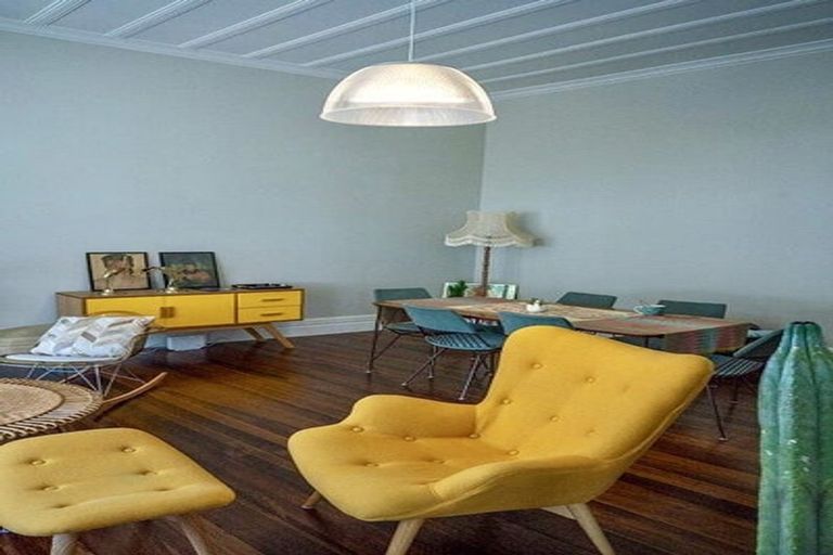 Photo of property in 9 Tudor Street, Devonport, Auckland, 0624