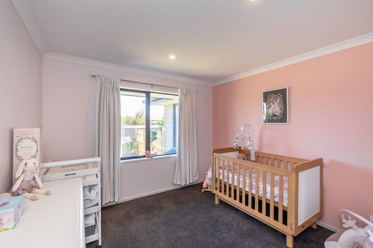 Photo of property in 1 Louis Lane, Rolleston, 7614