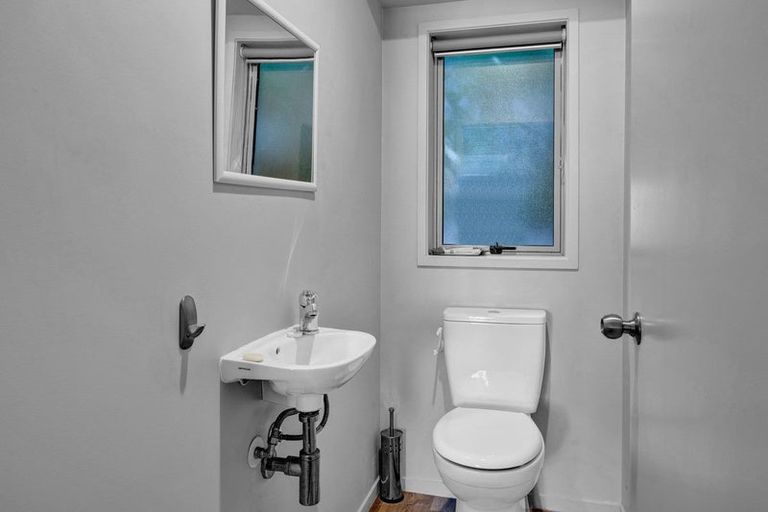 Photo of property in 90 Reid Avenue, Hawera, 4610