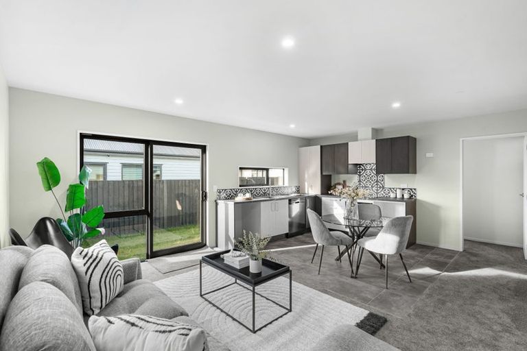 Photo of property in 2/29 Wyon Street, Linwood, Christchurch, 8062