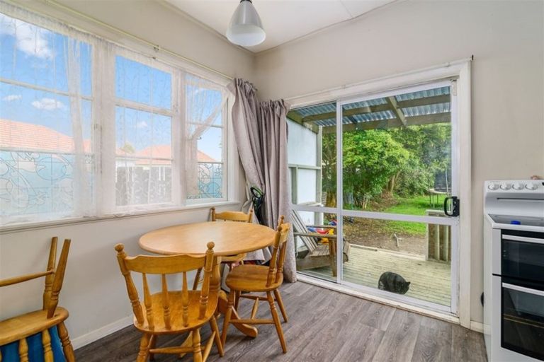 Photo of property in 4 Kotare Street, Glenholme, Rotorua, 3010