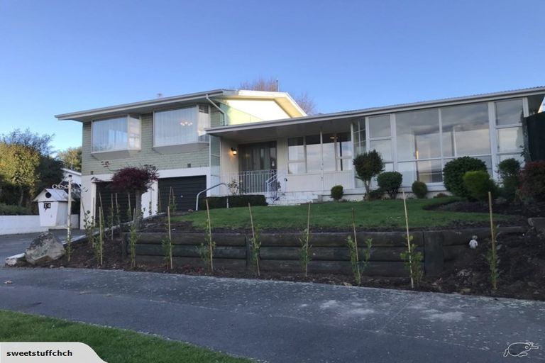 Photo of property in 14 Parkview Place, Avonhead, Christchurch, 8042